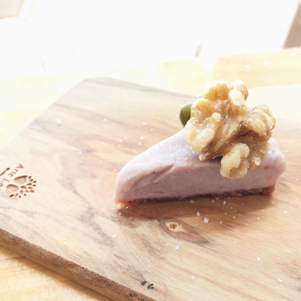 あずきとミルクのrawケーキ